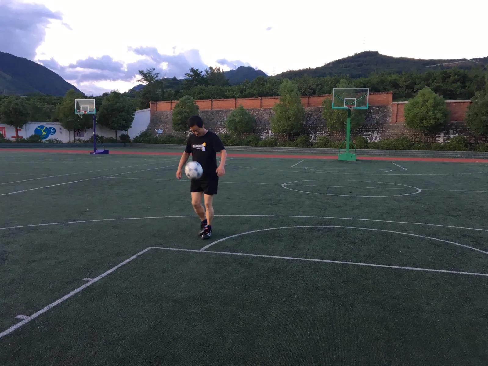 我和足球的故事短视频,回顾中国足球2002世界杯