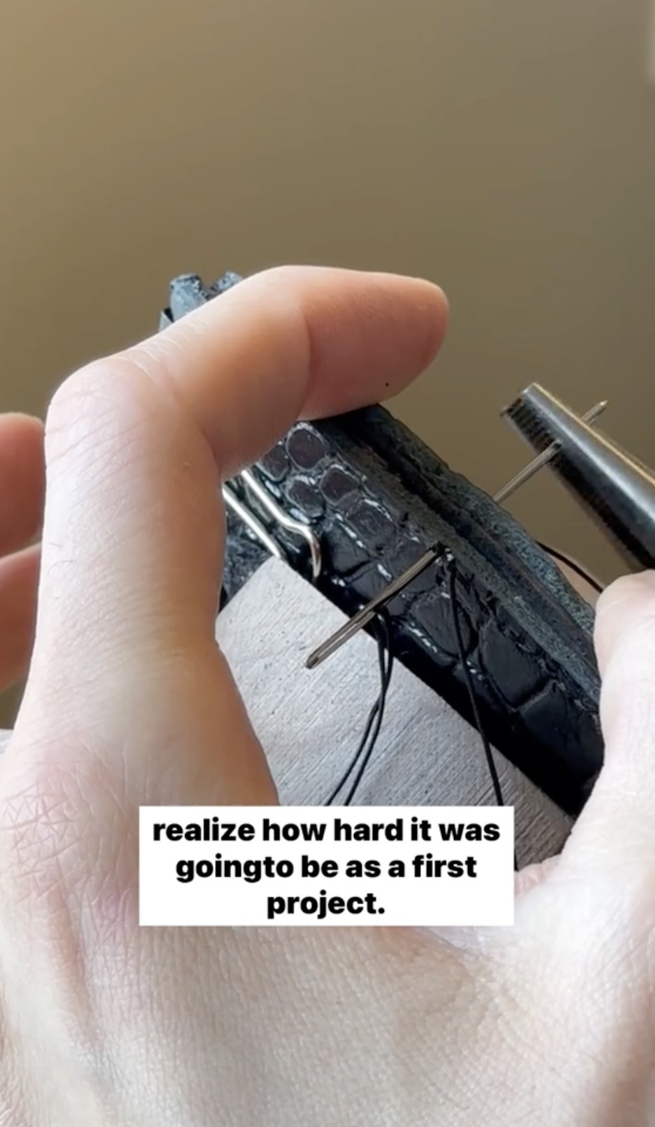 小哥做手工给女朋友送礼物,亚裔小哥自制asmr