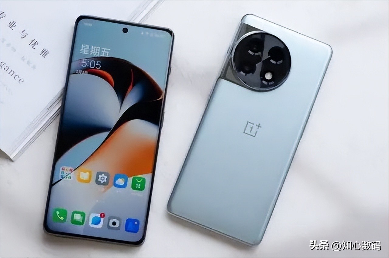 opporeno7和vivos12哪个值得入手,opporeno2z花了1700买的贵不贵