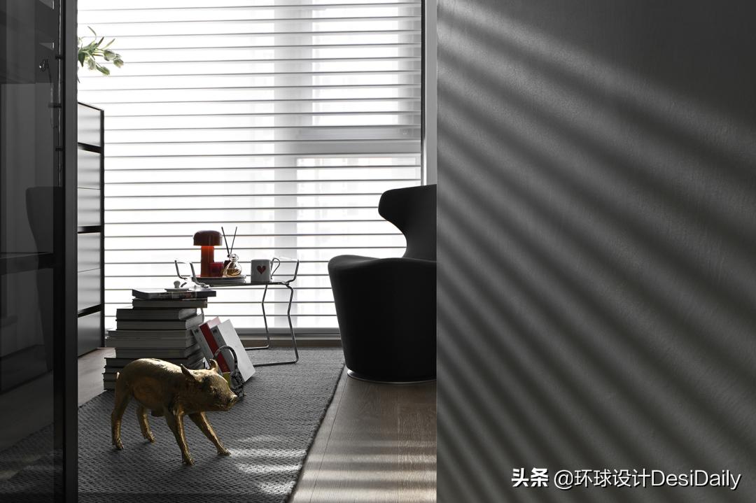 鍙ゆ湪瀛愭湀,鍙ゆ湪瀛愭湀浣滃搧