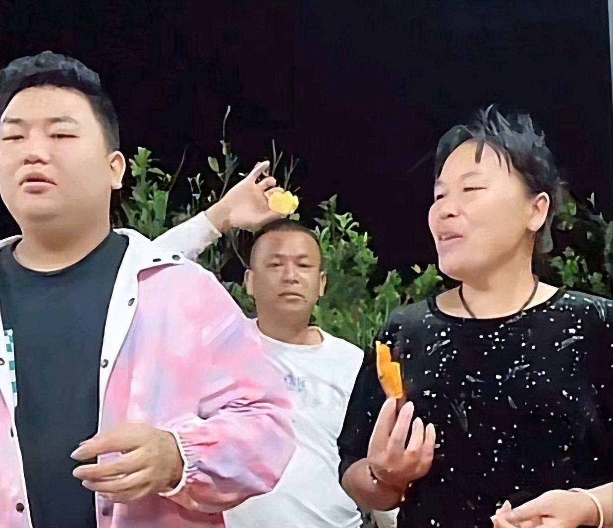 全红婵夺冠后如今怎样了,全红婵意外落选引发争议