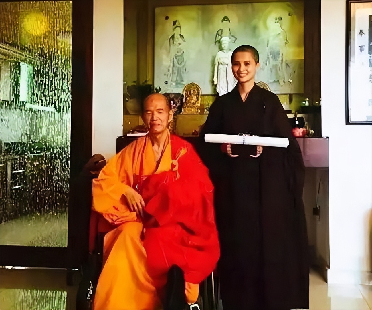 广东谭姓三姐妹遁入佛门,广东三姐妹出家传奇