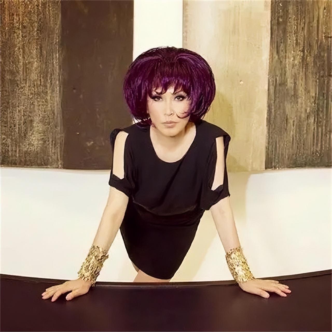 一举败光400亿!香港的百亿败家子，为何仍是商业帝国的接班人?