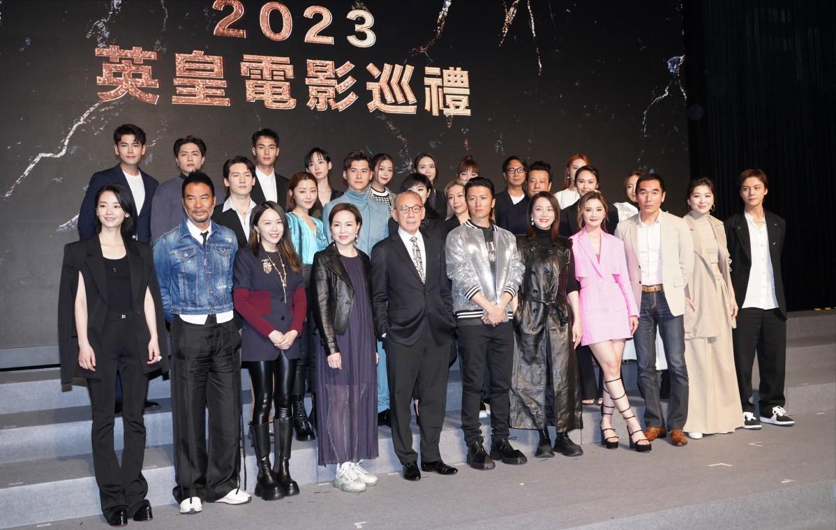 谢霆锋第一次春晚视频,谢霆锋现在在香港受欢迎吗