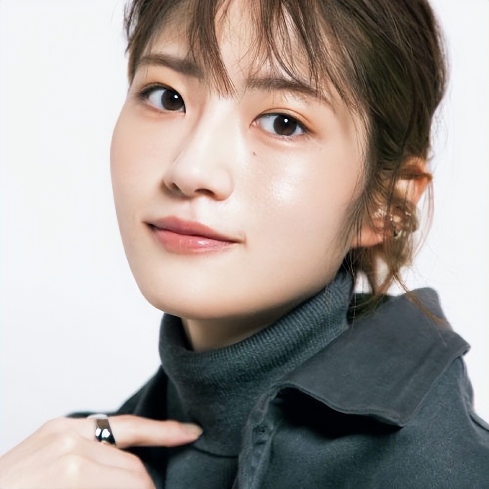 底妆斑驳卡粉不服帖是什么原因,底妆怎么画才会服帖不卡粉斑驳