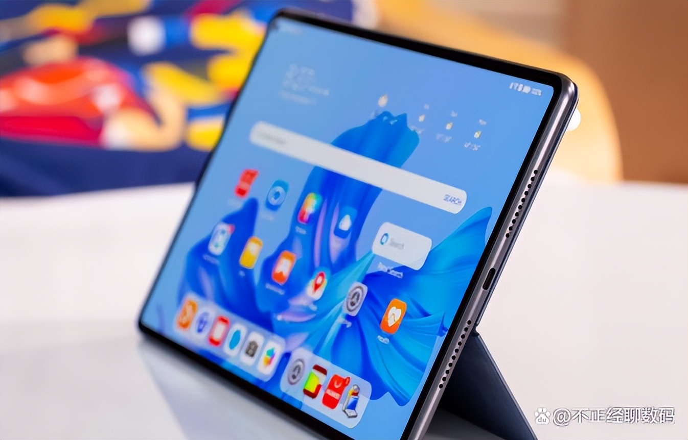 华为matepadpro13.2跟matepadpro12.6比较,华为matepadpro11性能款屏幕