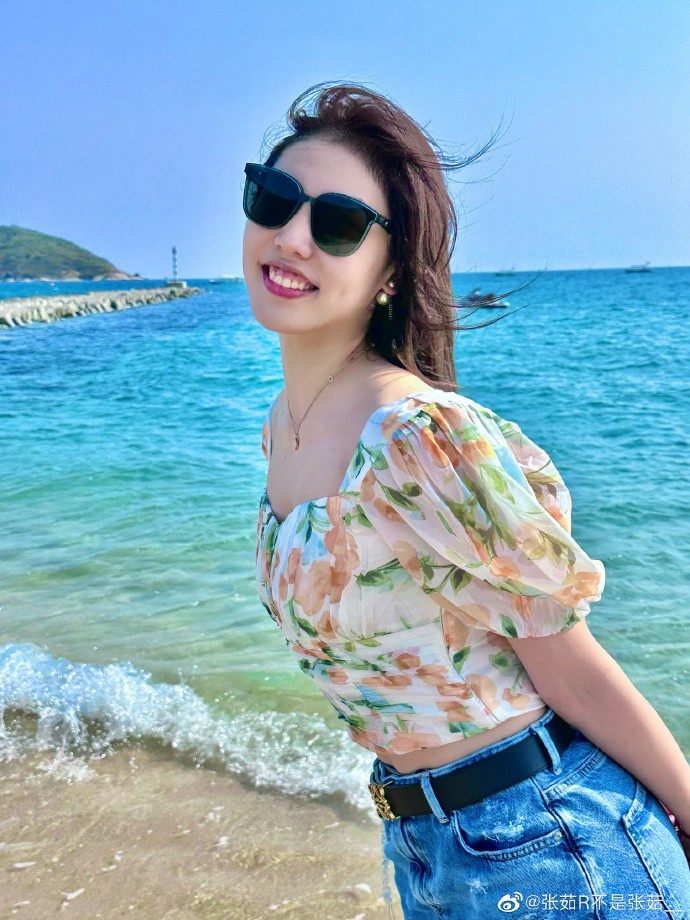 中国女篮王思雨照片好看一点的,徐杰和张茹王思雨身高啥关系