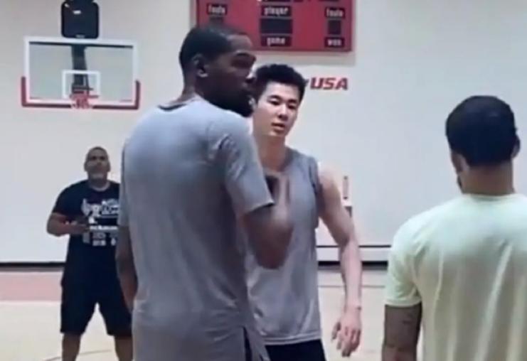 又一大牌外援!2届NBA总冠军后卫!都得给孙铭徽打下手