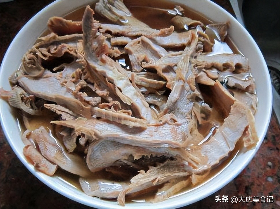 干笋烧之前需要泡吗,干笋是直接泡还是要先煮一下