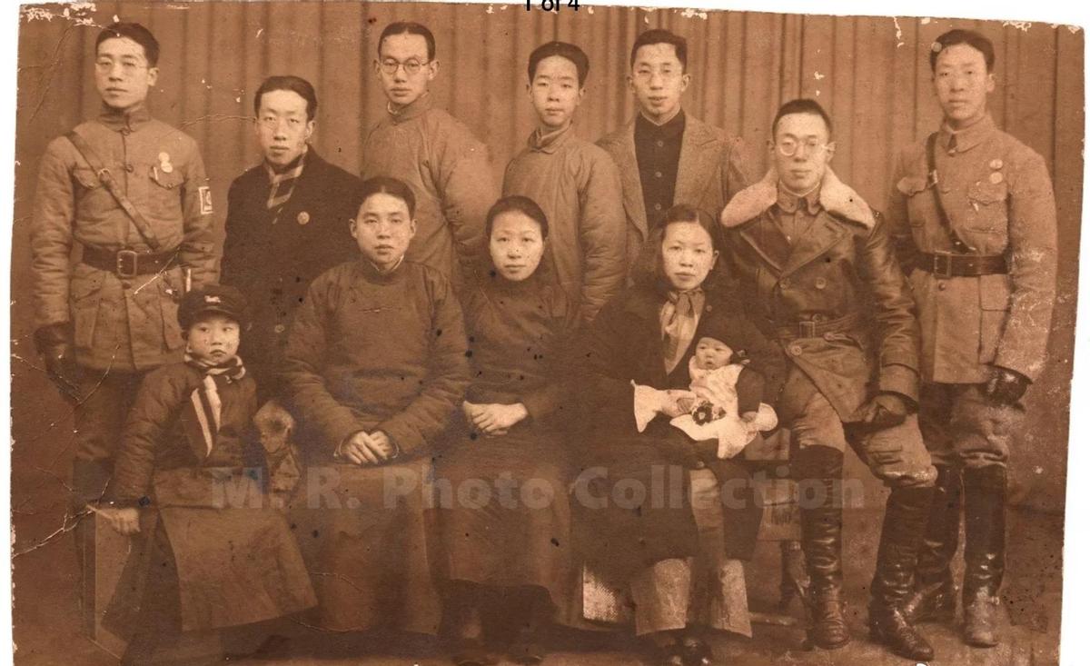 日军兽行照片：当着父亲的面玷污他女儿，临走还残忍割下妻子乳房