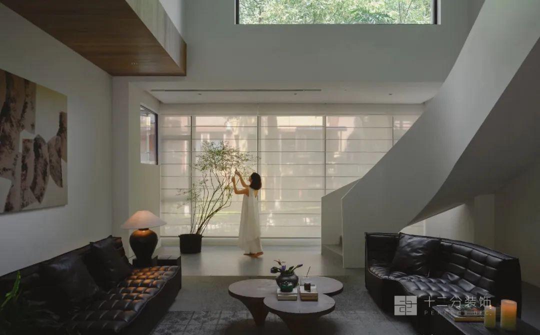 豪华别墅居家生活,森林自然风景豪华大别墅