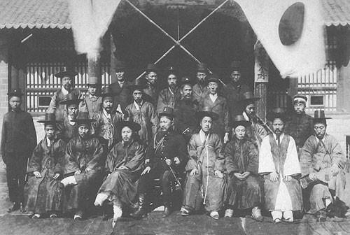 韩国色情行业发展史,多年扫黄却越扫越黄,女星成为财阀手中玩物