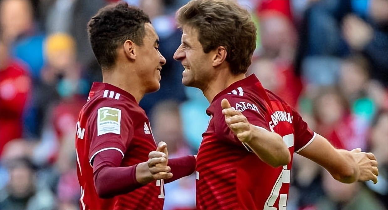 罗伊斯宣布告别欧洲杯,足坛中的悲情英雄罗伊斯