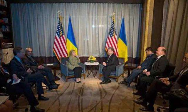 把乌克兰带到沟里的总统，终于得到清算，他的好日子结束了