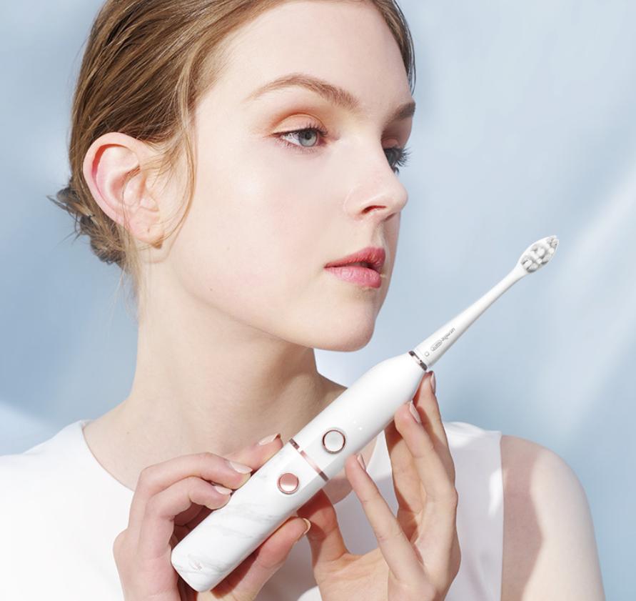 zr电动牙刷和小米电动牙刷哪个好,usmile电动牙刷和飞利浦电动牙刷