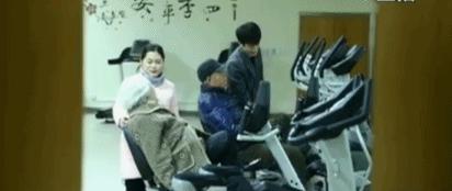 80后女孩“禁欲式”生活：不买房不租房，每月300元睡酒店，太爽了……