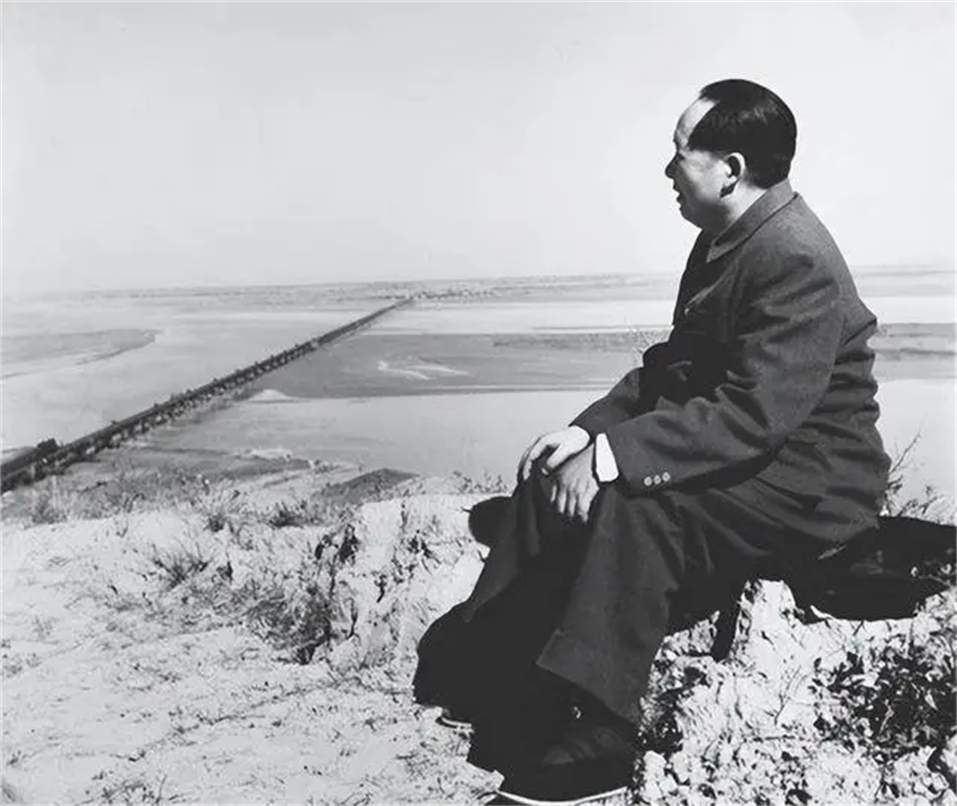 1994年，尼克松临终前表示后悔访华：我们可能创造了一个科学怪物