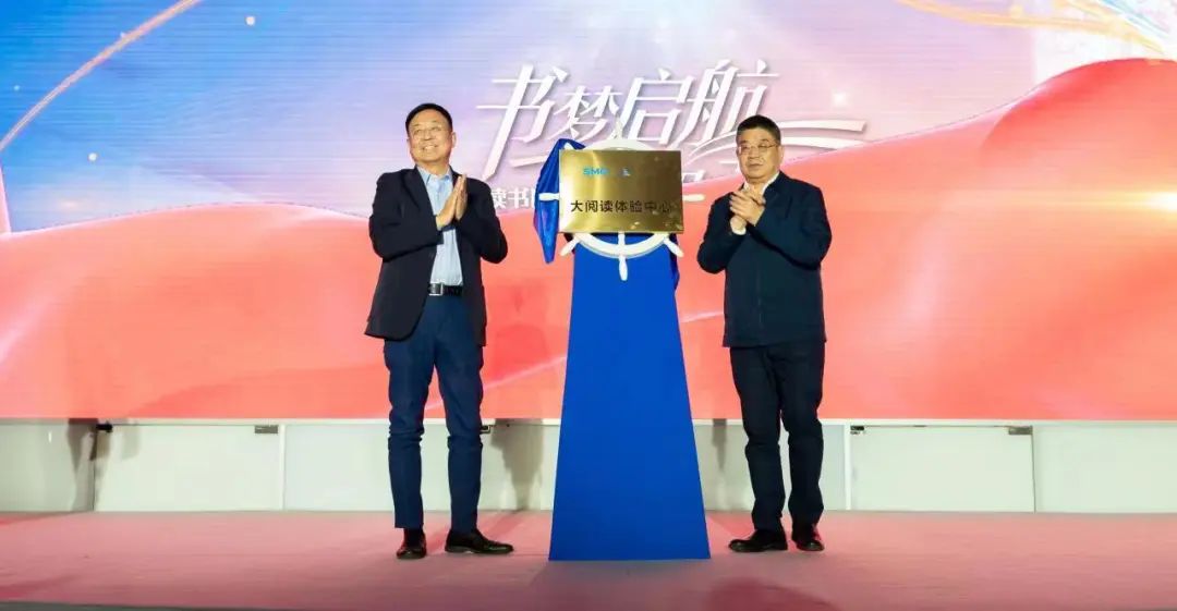 提灯夜游拍照姿势,提灯夜游天街