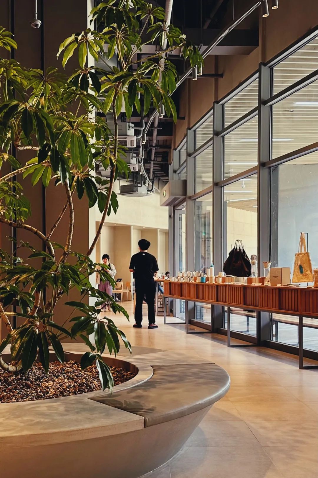 bluebottlecoffee上海首店,bluebottle上海前滩太古里店