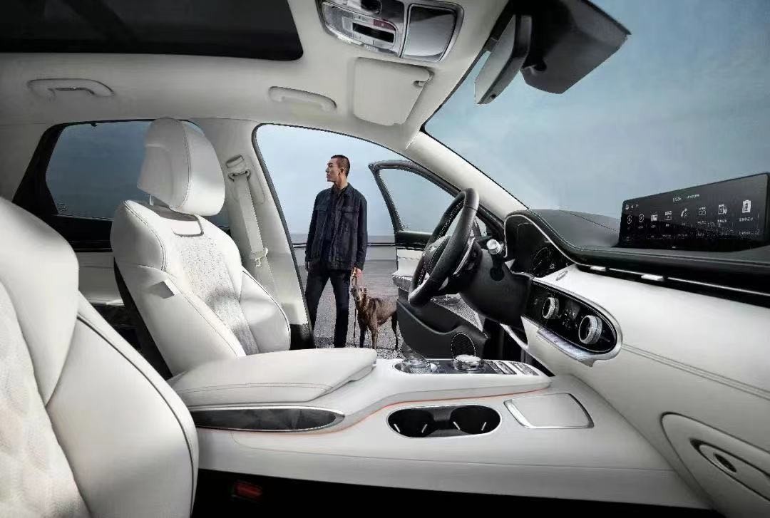 捷尼赛思gv70值得买吗,捷尼赛思gv702024款中配落地