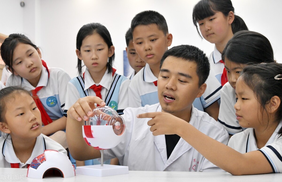 老年人养眼护眼按什么穴位,上班族护眼最好的方法