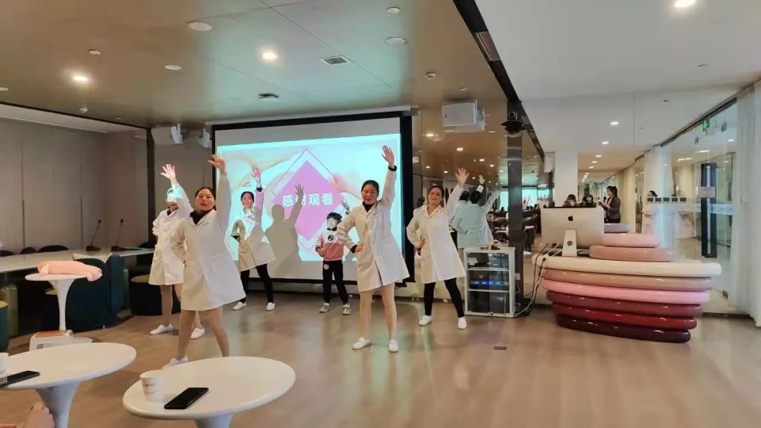 堵奶半夜很疼怎么办,半夜堵奶严重可以怎么办