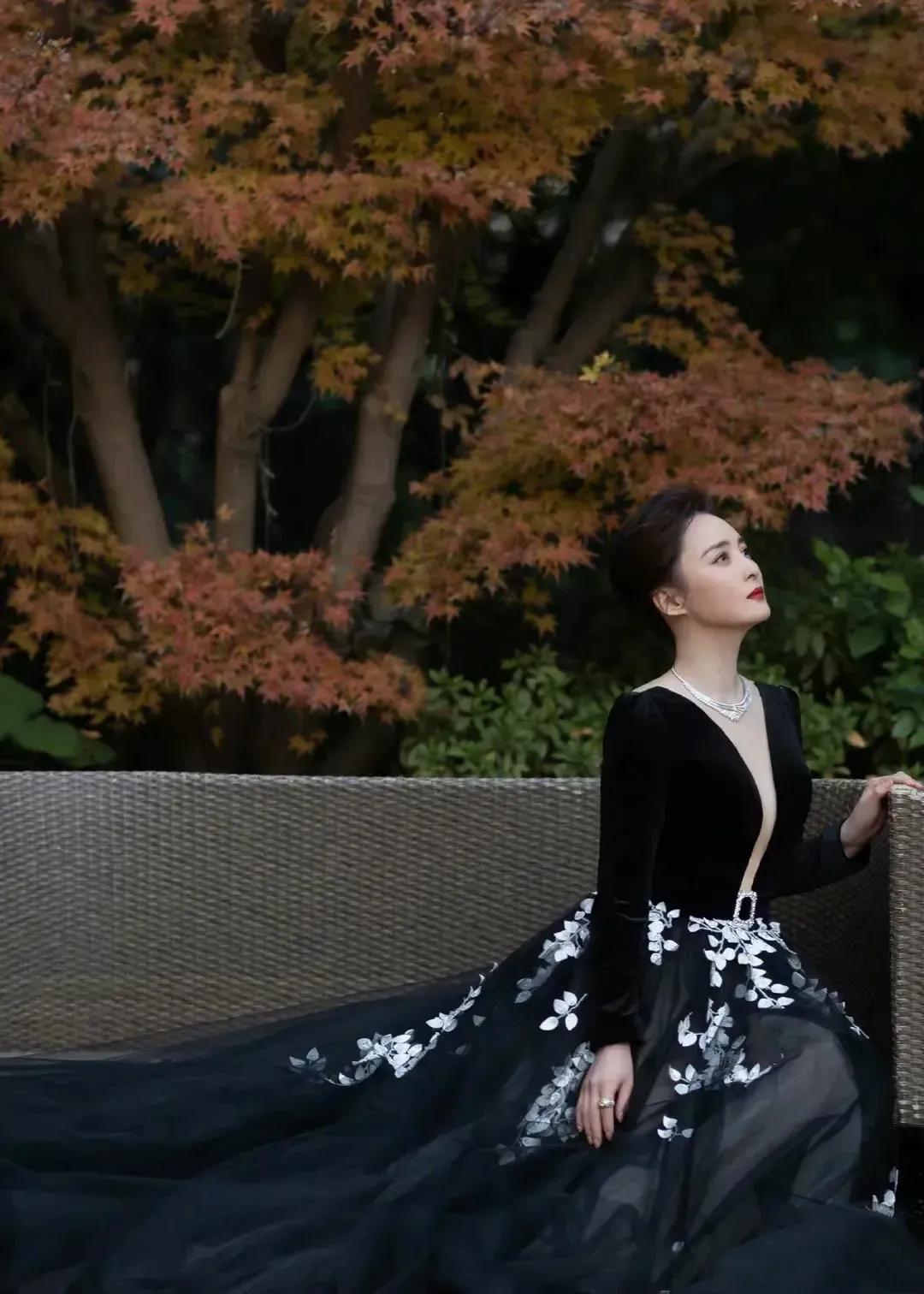 蒋勤勤冷白皮,蒋勤勤是高冷气质吗