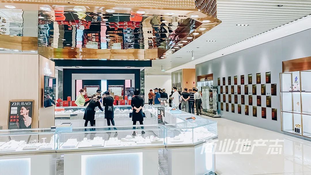 CRR看场｜沸沸扬扬的TFS天府国际保税中心