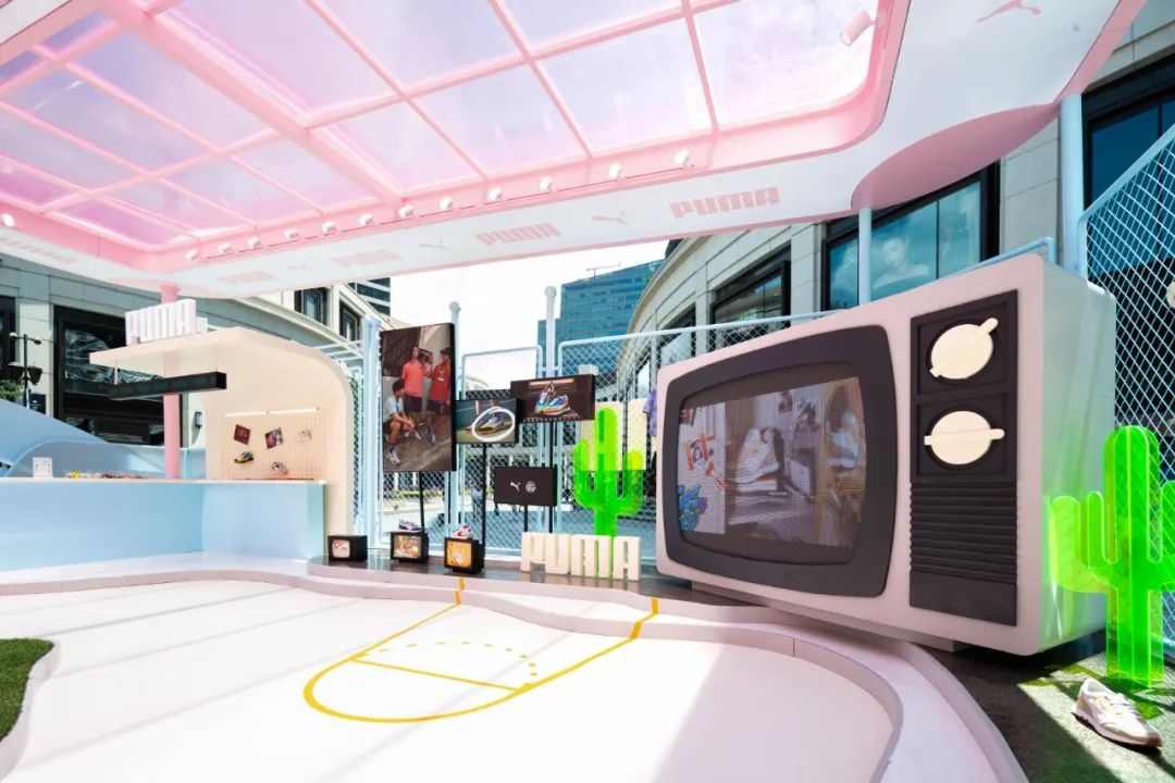 同样是快闪店,看燕京啤酒、PUMA、唐老鸭5大品牌如何玩出新高度