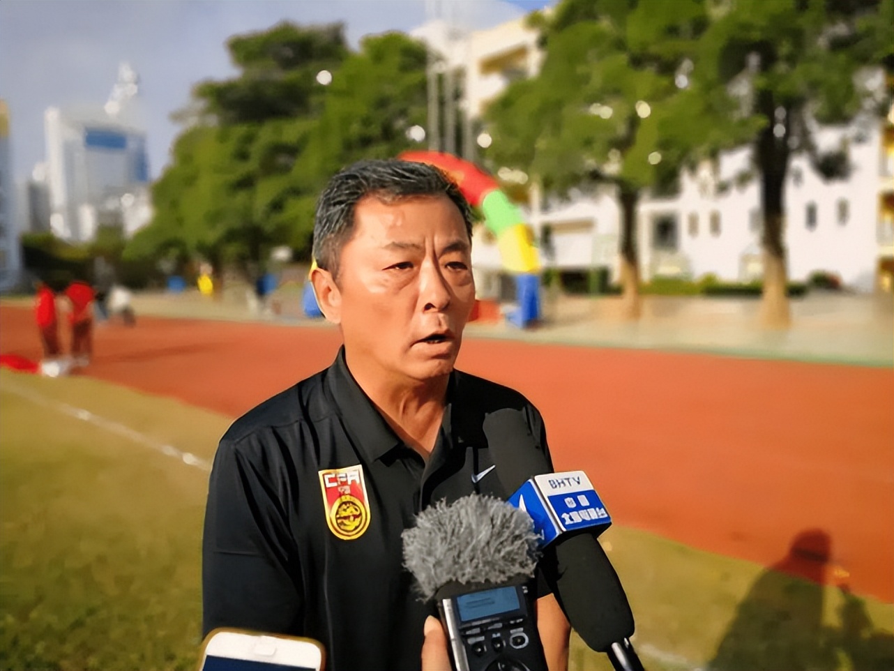 陈戌源需严惩！前足协领导酒后闹事，被球员举报，嚣张跋扈排挤人