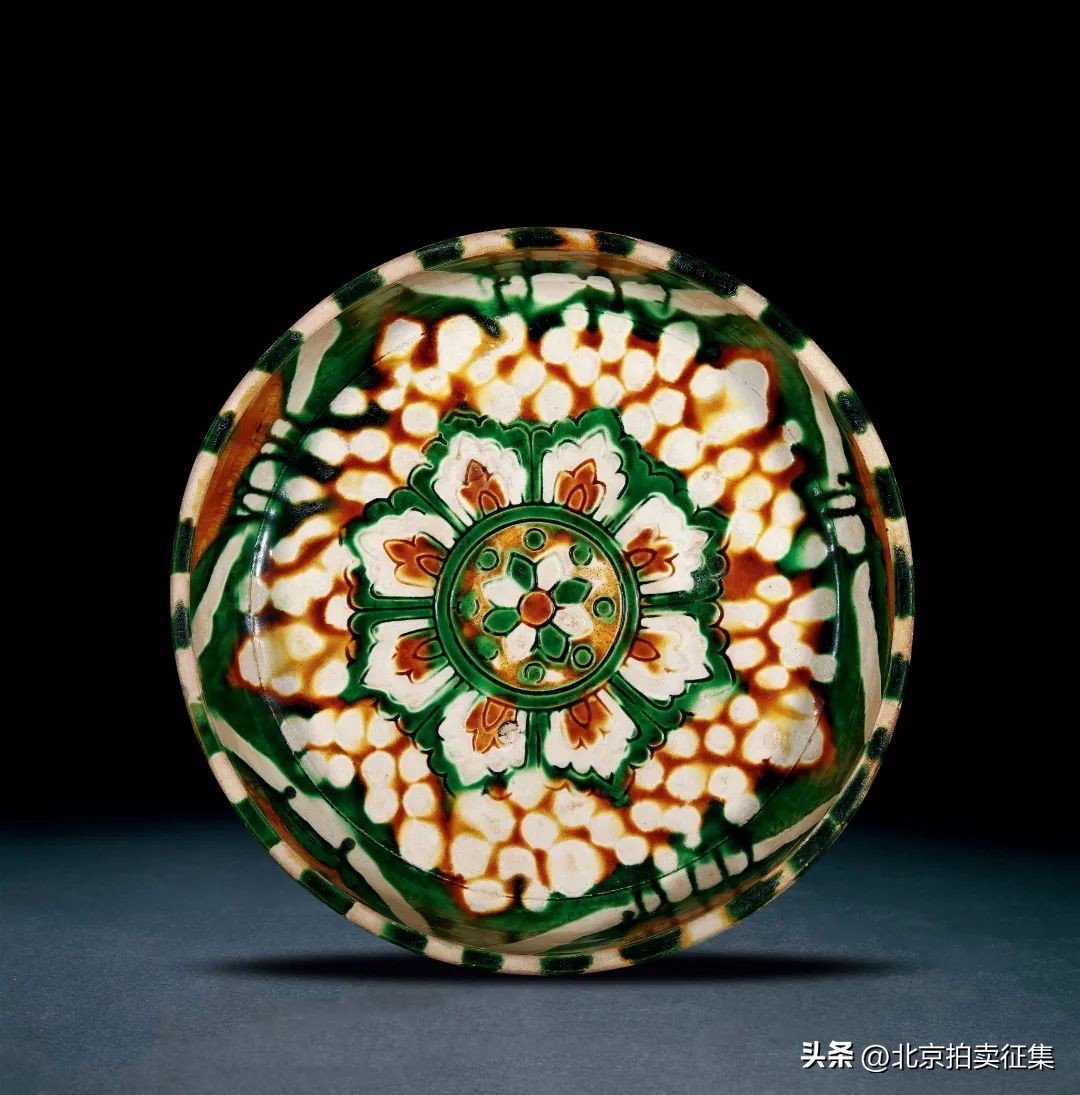 保利古董春拍跟往年对比,保利19年秋拍瓷器