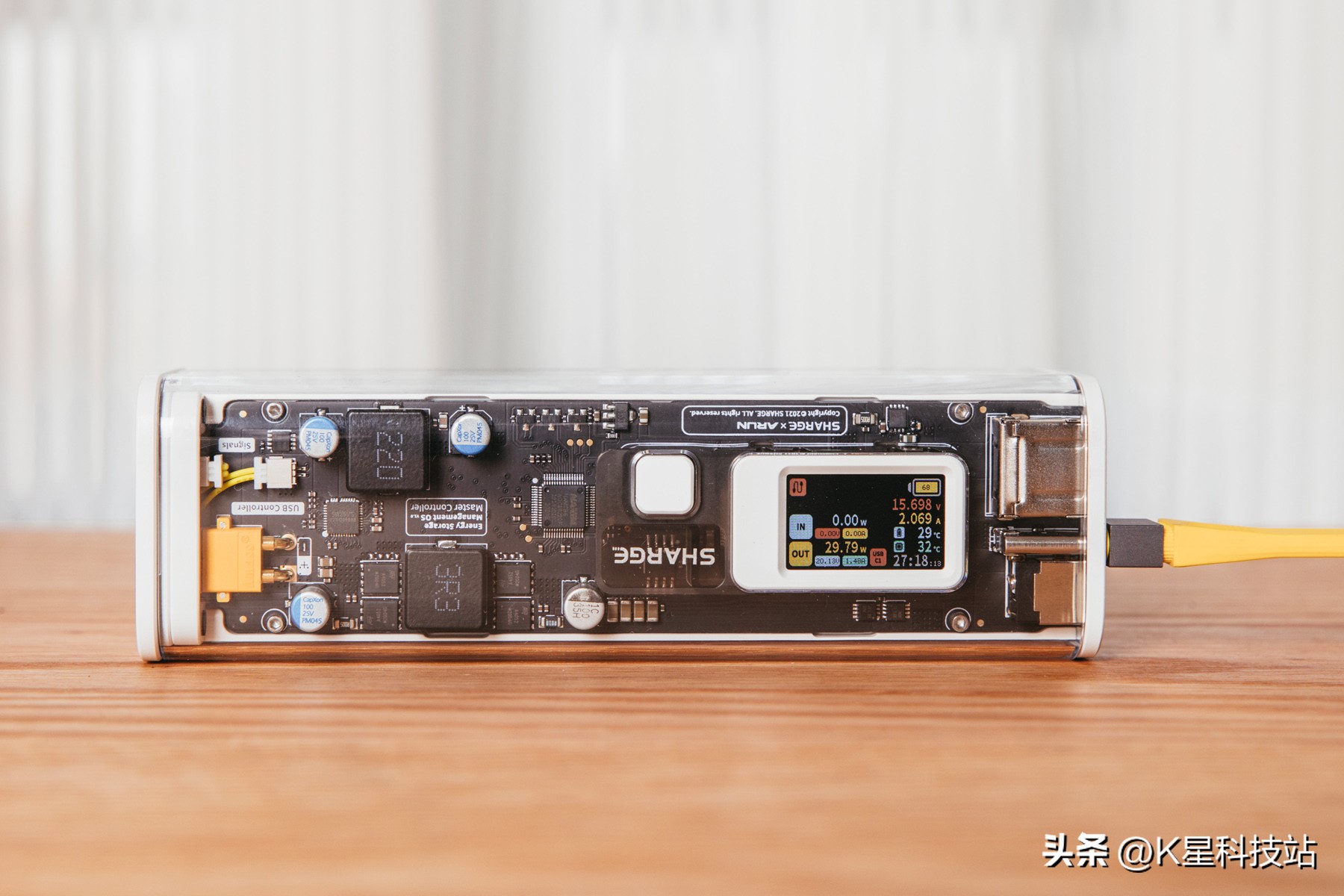 华硕灵耀x13轻薄本单手开合,华硕灵耀13深度评测