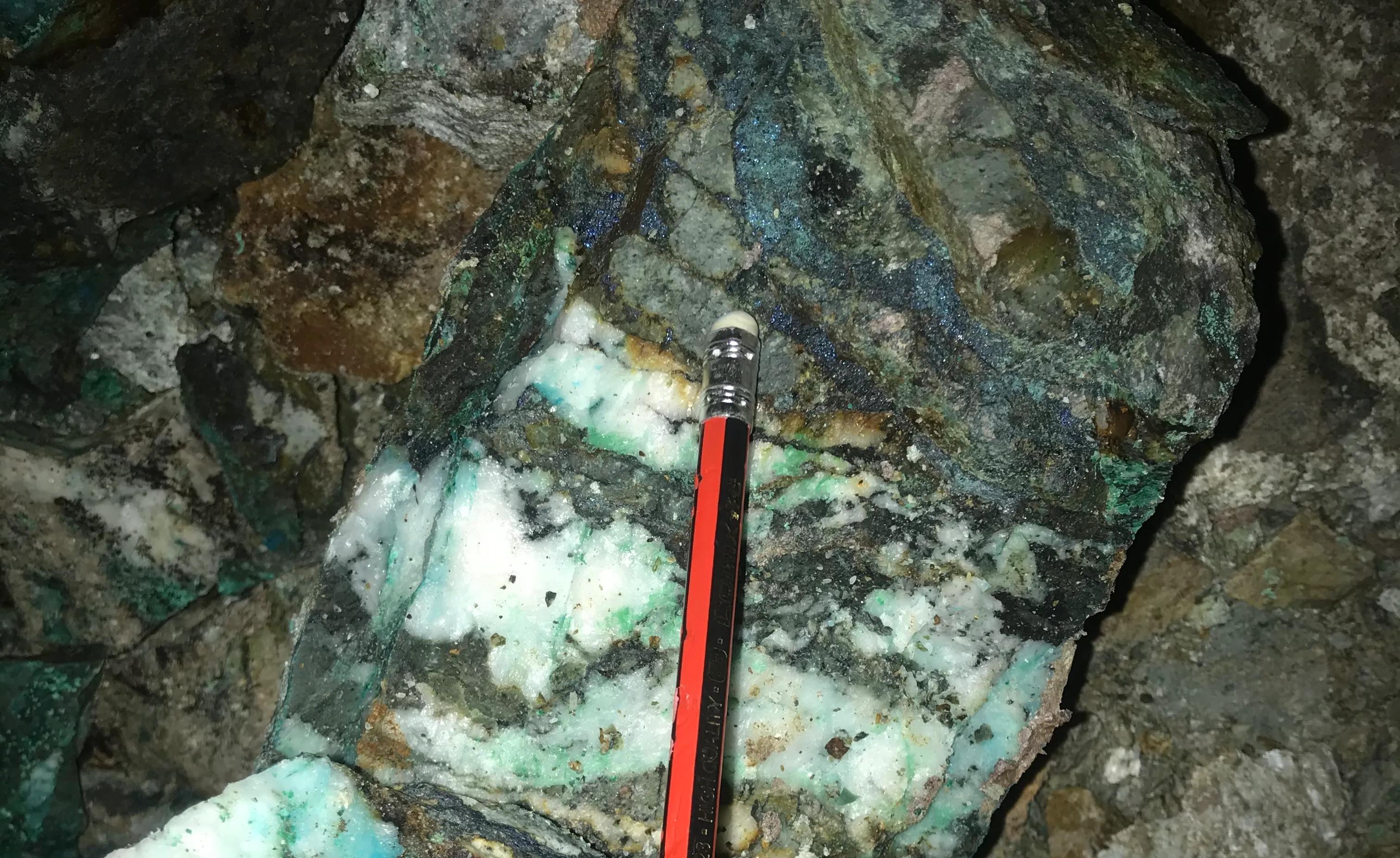 怒江州兰坪县铜矿,云南兰坪汞矿