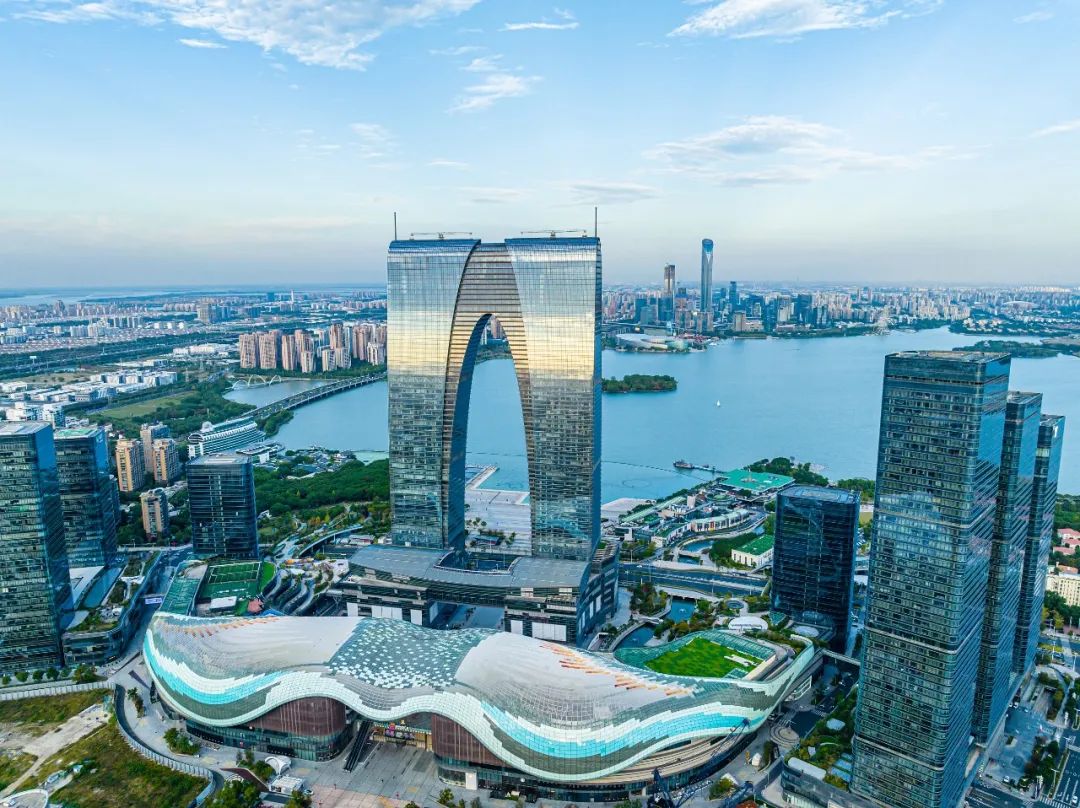 张雪峰谈伪理想主义,张雪峰大男子主义是哪一集