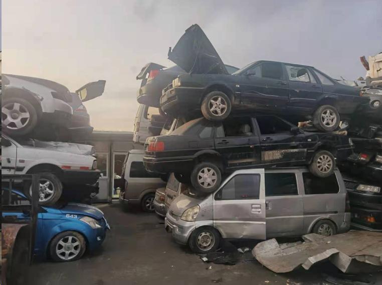 为啥很多人不愿意年检？车主：形式主义，不检也罢