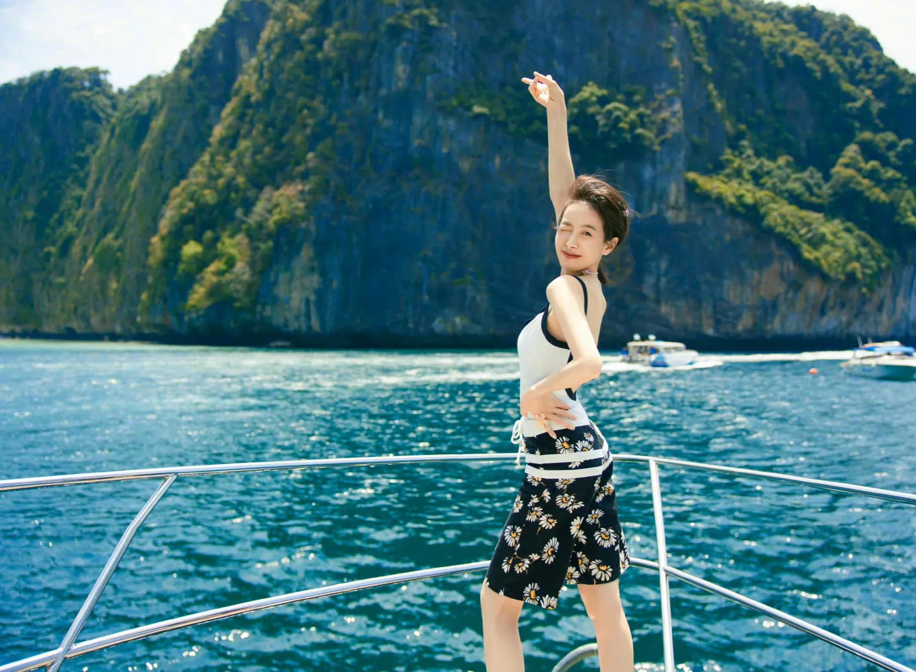 韩国人再次看到宋茜的反应,被宋茜颜值惊艳到的明星