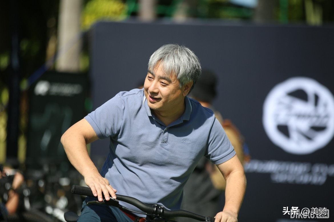 碳纤维公路车油压碟刹,公路碟刹碳纤维轮组推荐