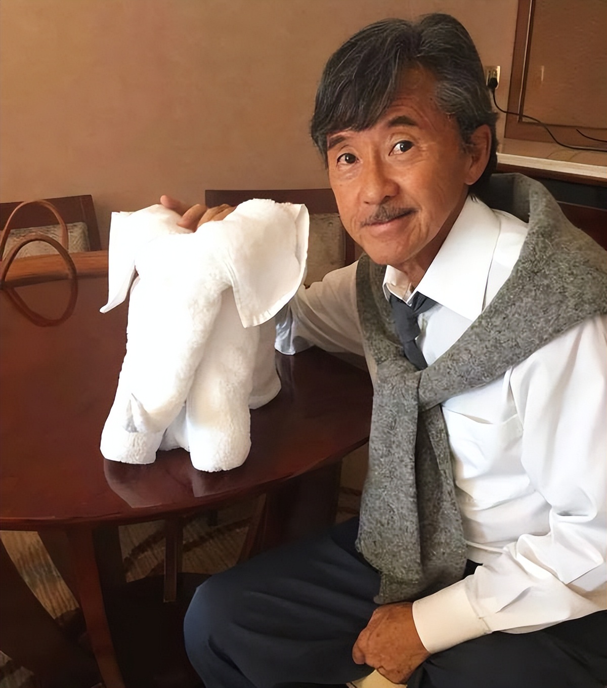 铁肺林子祥凭着爱,林子祥无敌铁肺连唱9个小时