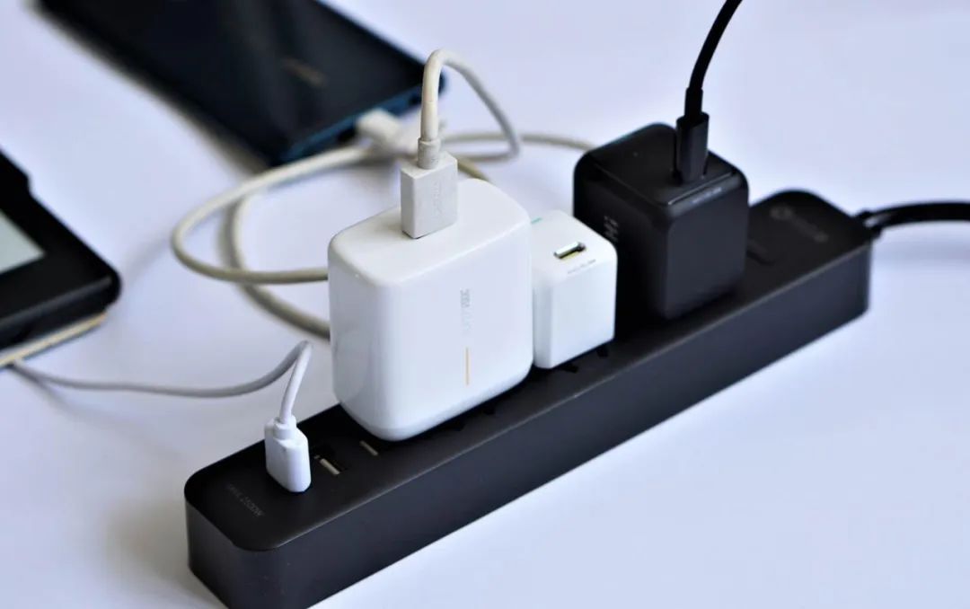 windows10系统如何快捷键关机,windows10每天定时关机参数设置