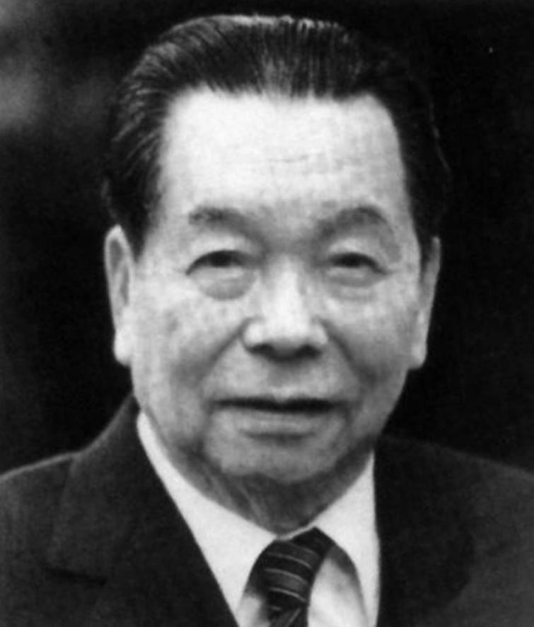 “红*医色**生”柯麟潜伏20多年，新中国成立才知道，弟弟也是地下*党**