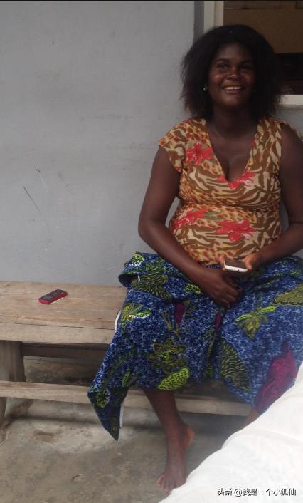 我在非洲安哥拉遇到黑人女人，她说丈夫去世了