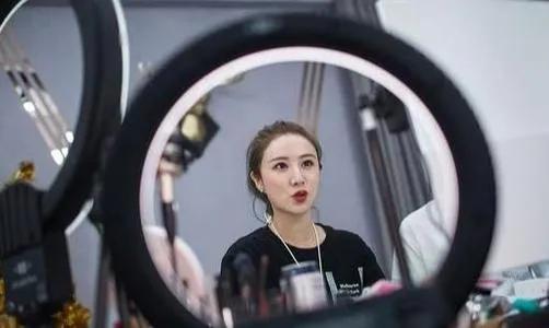 网红薇娅，收割一个时代的带货女王