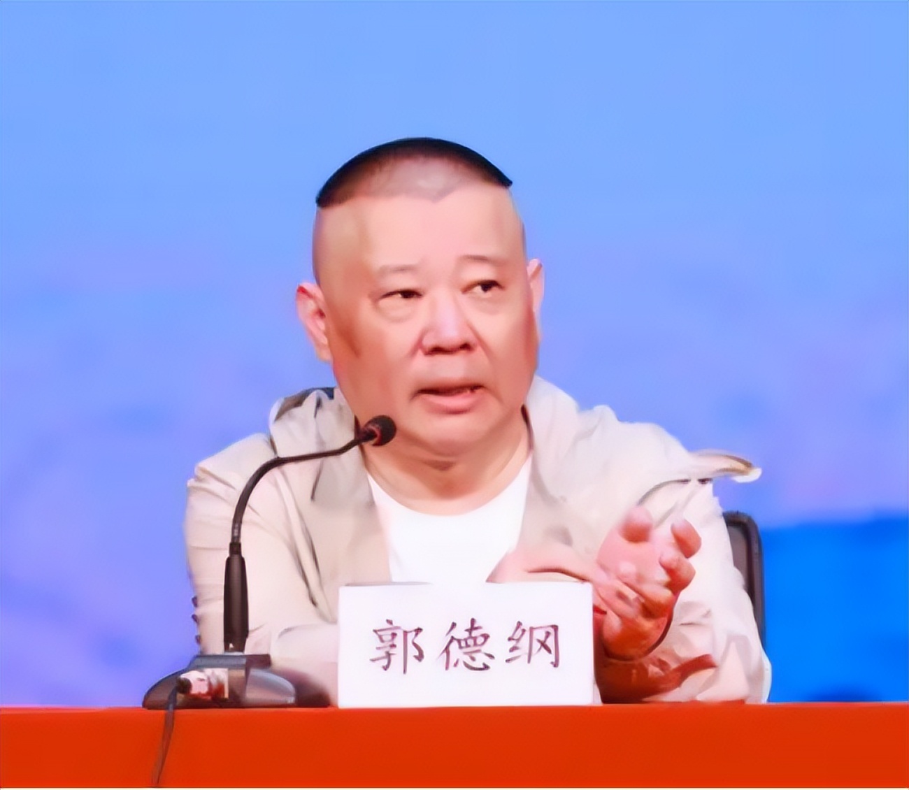 最新郭德纲现在对曹云金的看法,郭德纲挑战单口