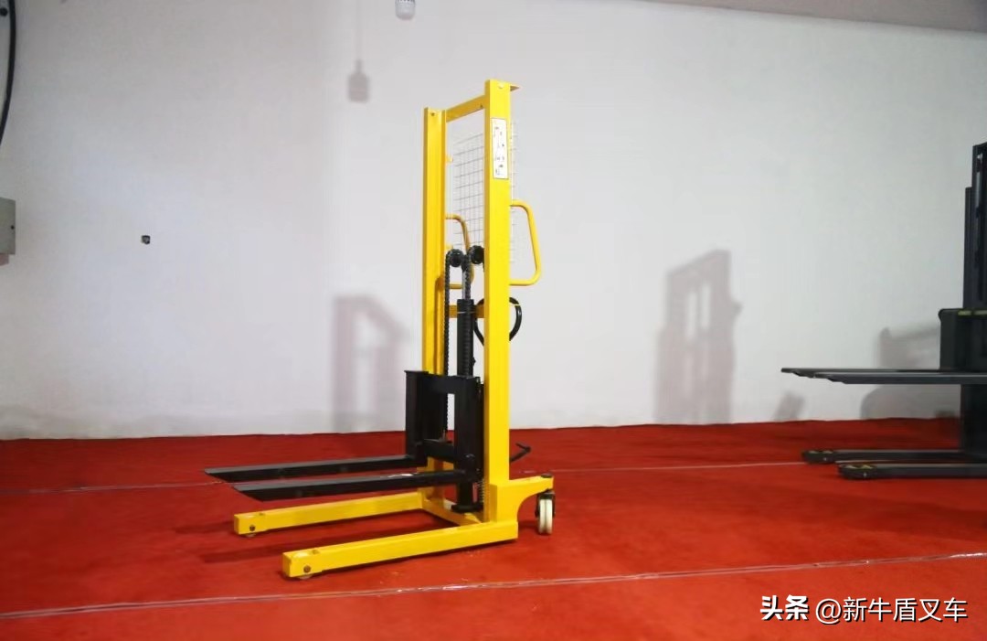 手动液压叉车原理动画图,液压手动叉车哪个牌子好