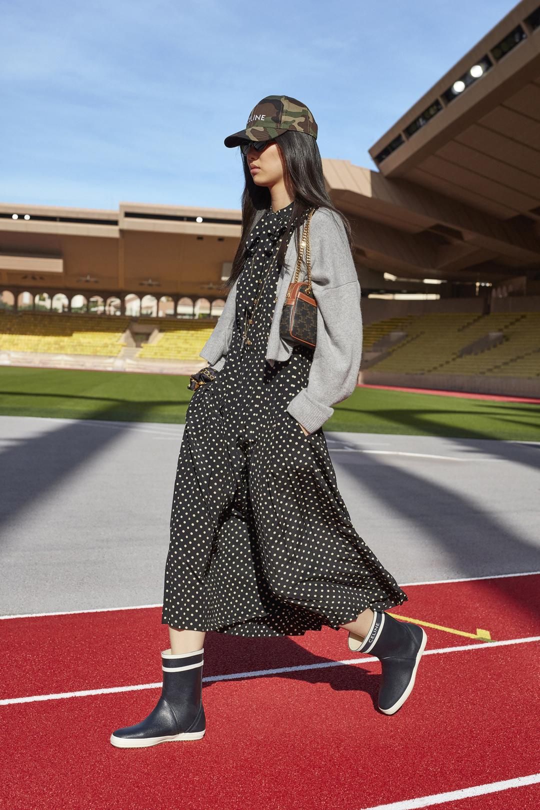 lisa和celine的穿搭风格,celine和lisa要到期了吗