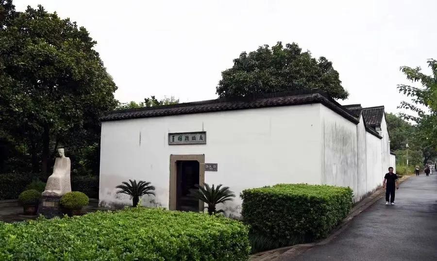 海宁盐官观潮胜地,乾隆故里观潮胜地