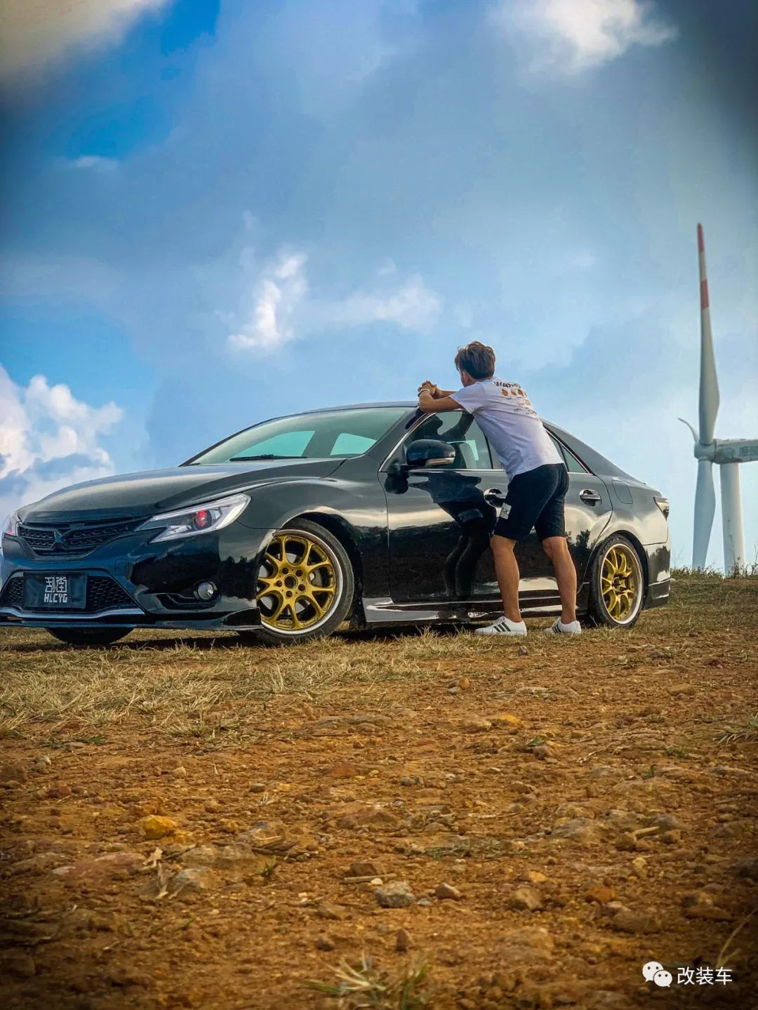 丰田锐志改低趴真实图片,丰田锐志低姿态改装的价格表