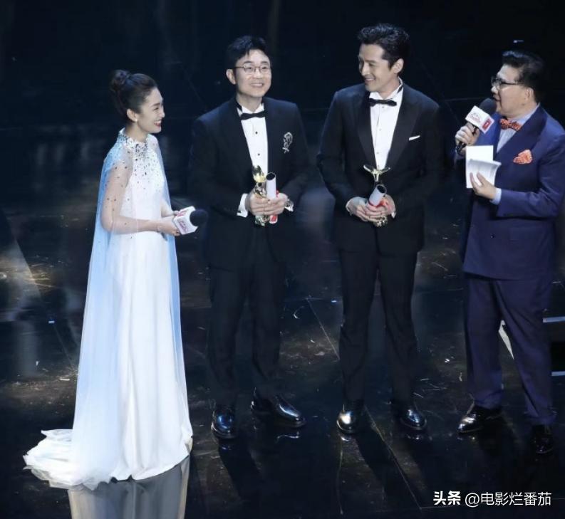 “草根”大鹏终获影帝，他身上的三个“未解之谜”，是时候解开了