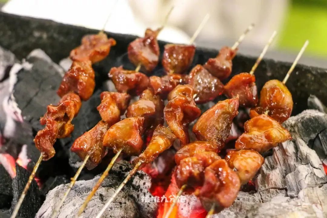 在东北火了30年的烧烤,东北烧烤哪家强