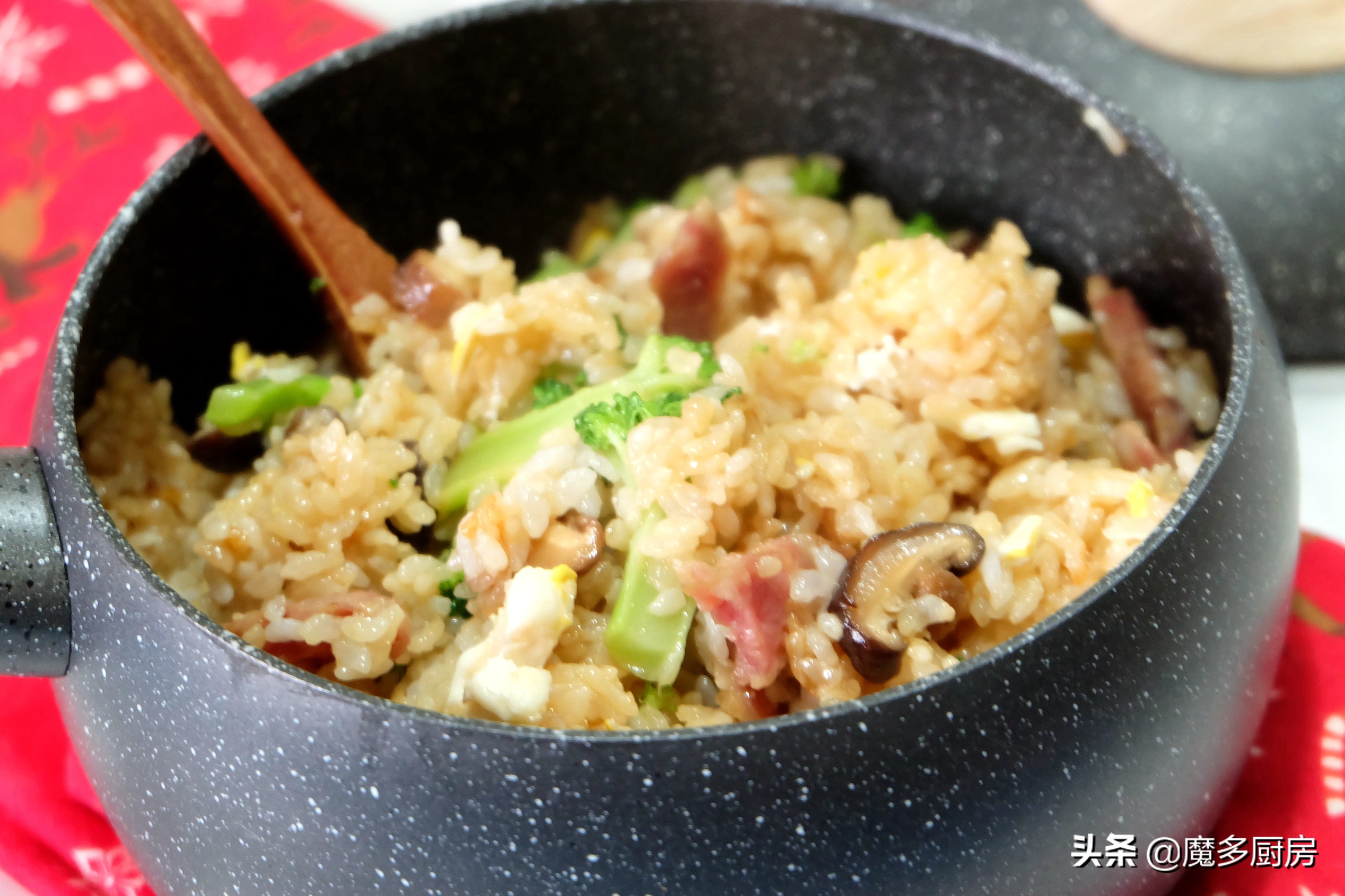 煲仔饭该如何制作,营养的煲仔饭